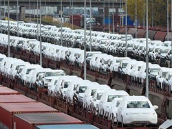 Penjualan Mobil di AS Anjlok 30%, Terparah Sejak 2009