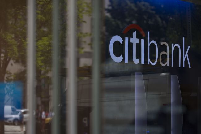 Tiga Karyawan Citibank Terinfeksi Virus Corona