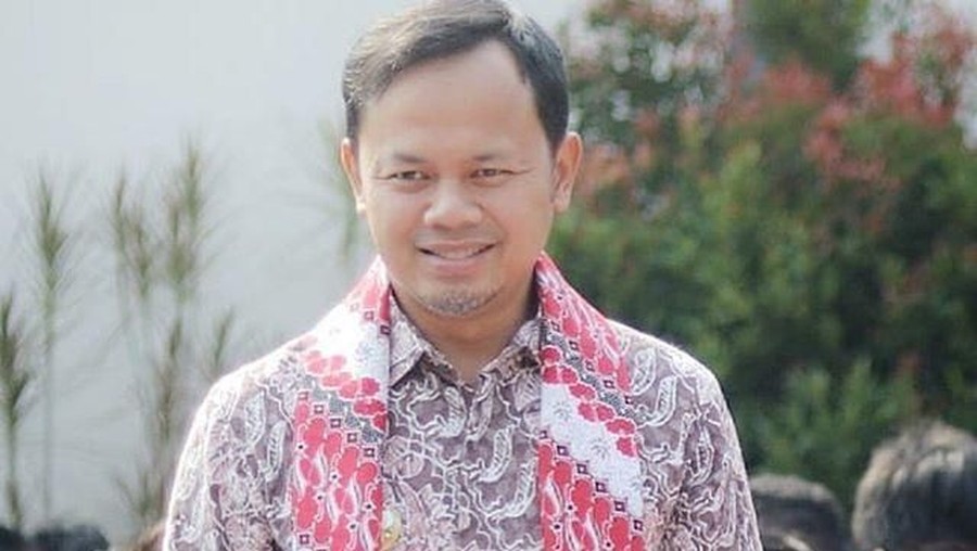 Gaya Bima Arya walikota Bogor promosikan program kerja sambil lari layaknya Tom Cruise viral di media sosial.