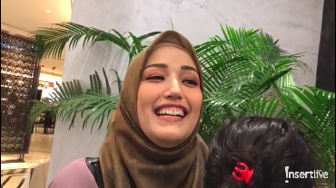 img-title 9 Tahun Menikah Dengan Pasha, Adelia: Kayak Masih Zaman Pacaran