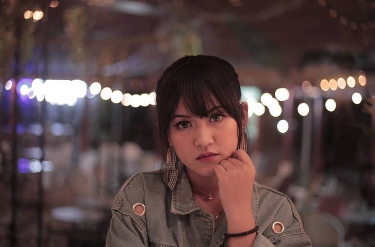 5 Fakta Happy Asmara, Si Cantik Pelantun 'Sepine Wengi' Nama pedangdut Happy Asmara kembali menjadi sorotan setelah merilis lagu terbarunya Sepine Wengi. Jarang terekpose berikut ini 5 fakta Happy Asmara.