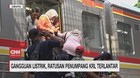 VIDEO: Gangguan Listrik, Ratusan Penumpang KRL Terlantar