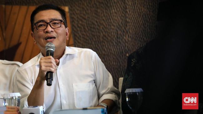 Helmy Yahya memutuskan untuk menunda langkah hukum usai dipecat jadi Dirut TVRI karena menunggu Rapat Dengar Pendapat di Komisi I DPR selesai.