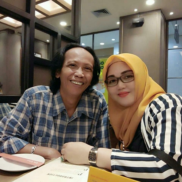 <p>Banyak netizen yang memuji Mila di media sosial Instagram Mandra. Banyak yang bilang, wajah istri Mandra ini cantik, Bun. (Foto: Instagram @mandra_ys)</p>