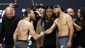 FOTO: Sehari Sebelum Duel McGregor vs Cerrone di UFC 246