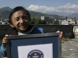 Pria Terpendek di Dunia Meninggal Pada Usia 27 Tahun