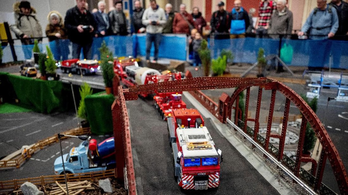 FOTO: Pameran Miniatur Alat Transportasi Digelar di London