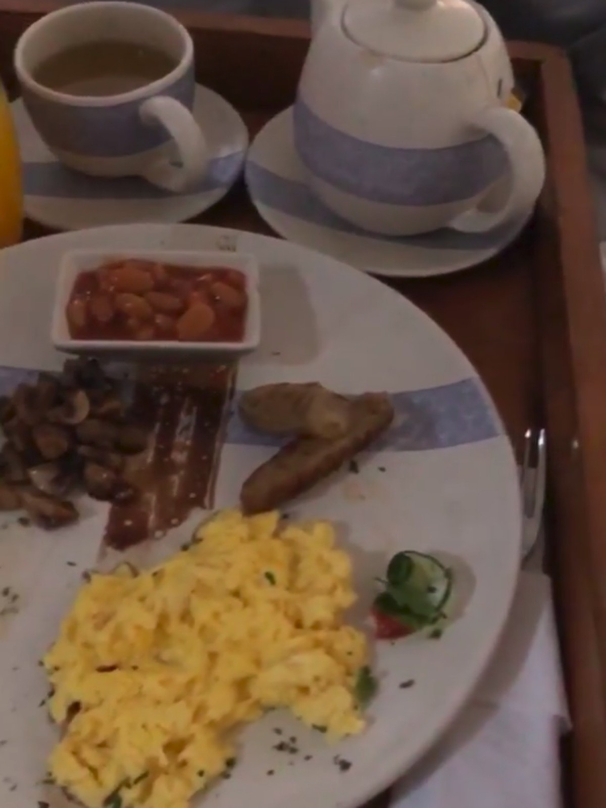 Marcell Darwin baru saja menikah dengan seorang wanita bernama Nabila Faisal&period; Berikut ini 7 momen romantis ketika mereka bulan madu di Bali&period;