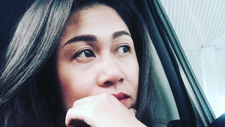 Hari ini foto-foto modern ratu Keraton Agung Sejagat mencuri perhatian netizen. Hingga kisah Zaskia Sungkar dan Irwansyah yang ingin jalani bayi tabung, Bun.