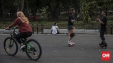 FOTO: Bernostalgia Lewat Roller Skates Komunitas Rad Supersonic membuka pintu bagi warga Jakarta dan sekitarnya yang ingin berlatih roller skates bersama mereka.
