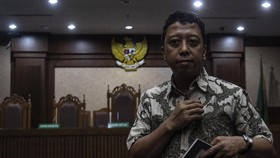 Pengadilan Tinggi Kurangi Vonis Romahurmuziy Jadi 1 Tahun Bui