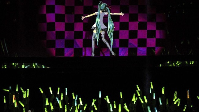 FOTO: Kehebohan Konser Penyanyi Virtual Hatsune Miku di Paris