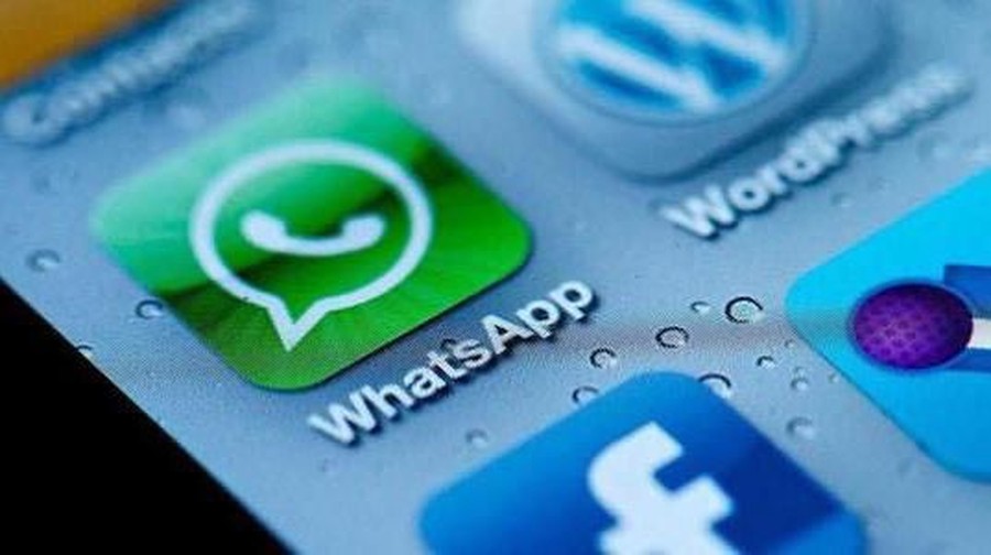 Aplikasi percakapan WhatsApp akhirnya merilis mode gelap untuk aplikasi mereka.