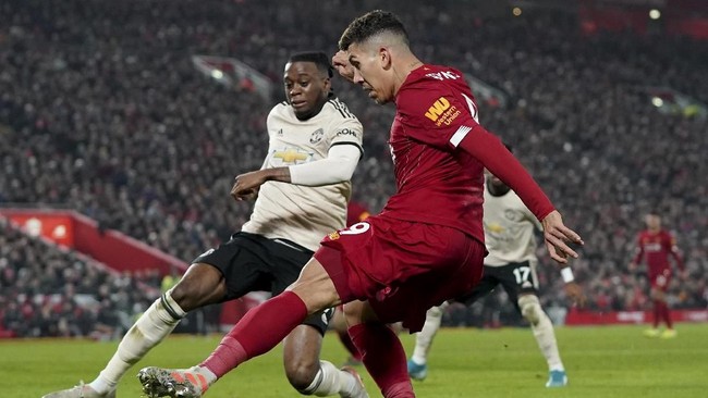 Jadwal siaran langsung Liga Inggris pekan ini bakal diwarnai big match antara Liverpool vs Manchester United di Stadion Anfield, Minggu (17/1).