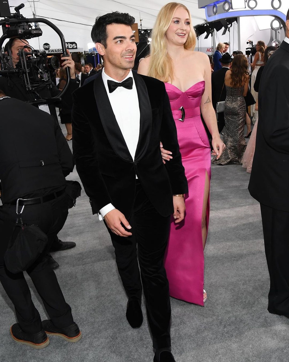 Berikut gaya busana terbaik di ajang SAG Awards 2020&comma; yuk intip&excl;