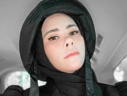 Hadiri Sidang Cerai, Penampilan Angel Lelga Jadi Sorotan