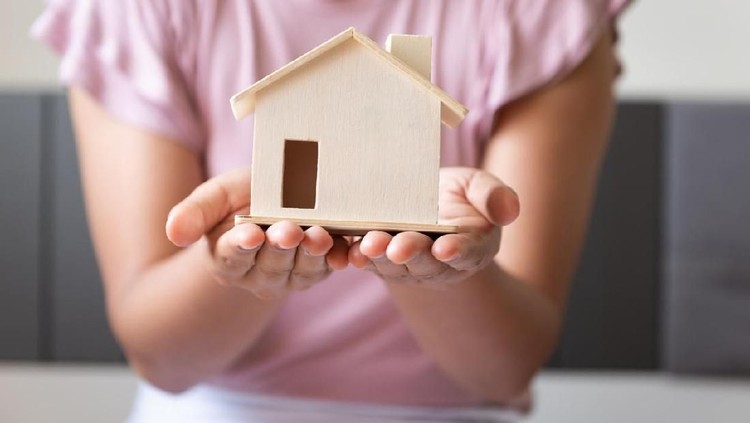 Membangun rumah minimalis bisa mendatangkan manfaat bagi diri kita, Bunda. Konsepnya yang sederhana ternyata tak hanya bisa memenuhi kebutuhan pemiliknya lho.