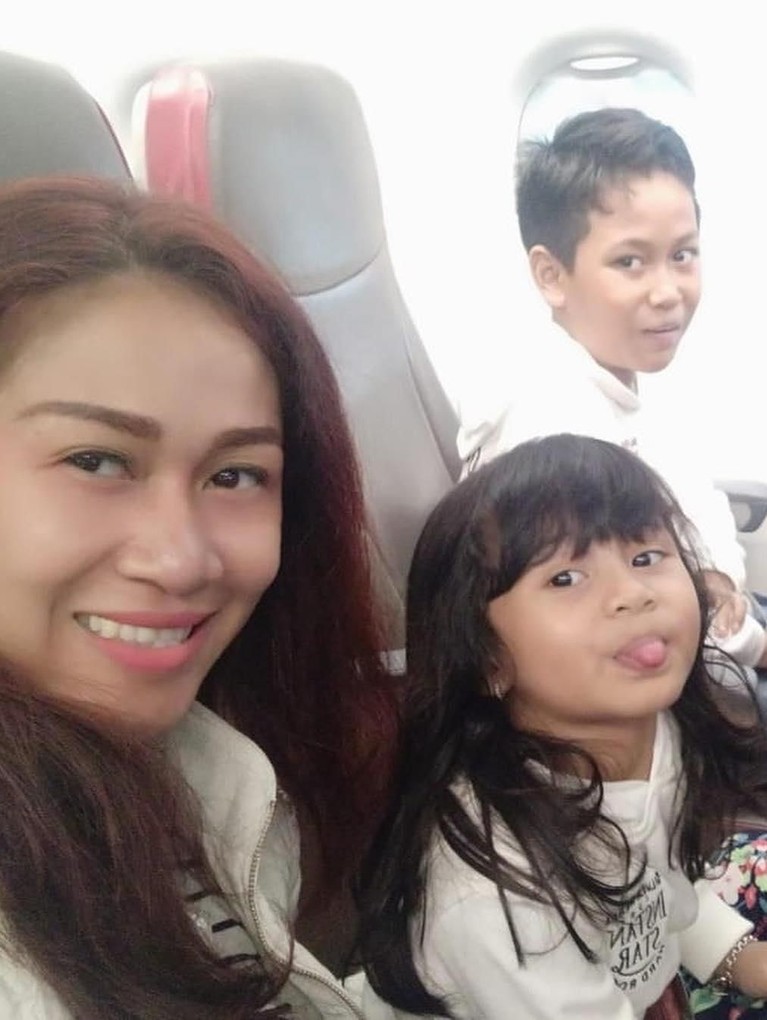 Kehidupan glamour Ratu Keraton Agung Sejagat, Fanni Aminadia, saat ini tengah menjadi sorotan. Berikut deretan potretnya: