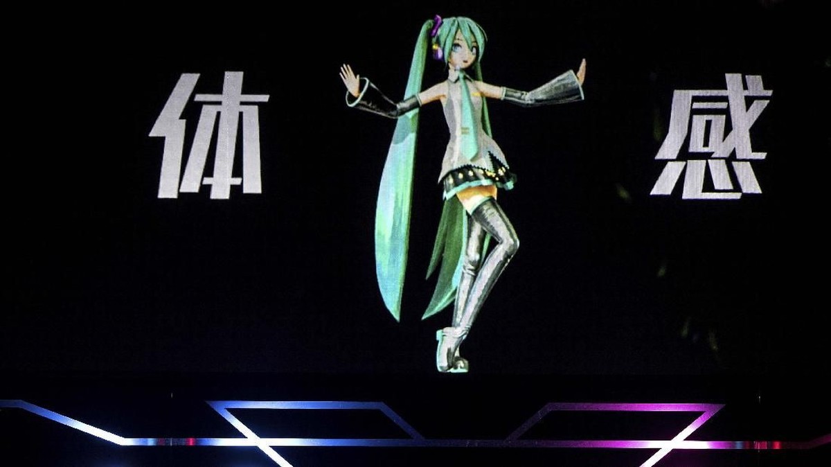 FOTO: Kehebohan Konser Penyanyi Virtual Hatsune Miku di Paris