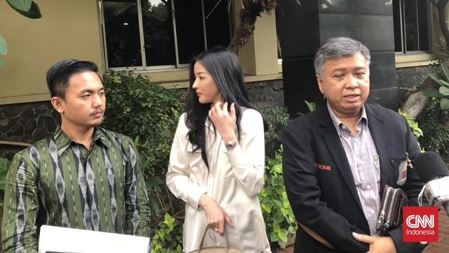 Kabid Humas Polda Metro Jaya mengatakan pemanggilan manajemen Garuda sebetulnya dijadwalkan pada 24 Januari lalu, namun diminta mundur jadi besok.
