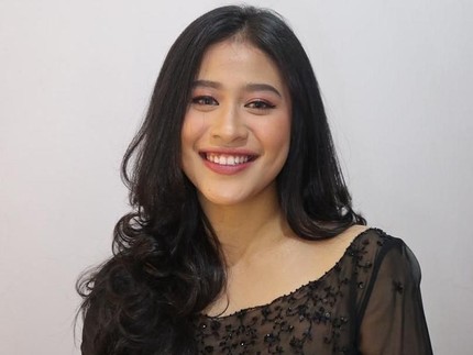 Klarifikasi Gadis Cantik yang Diisukan Anak Ratu Palsu Keraton Agung Sejagat