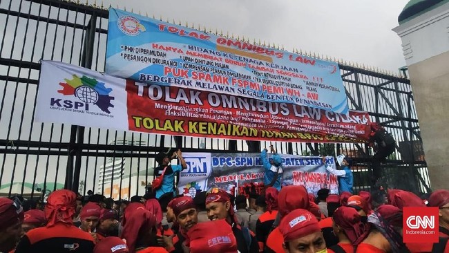 DPR akan membentuk tim kecl terdiri dari anggota dewan dan perwakilan buruh untuk mengakomodasi aspirasi buruh dalam pembahasan Omnibus Law Cipta Lapangan Kerja