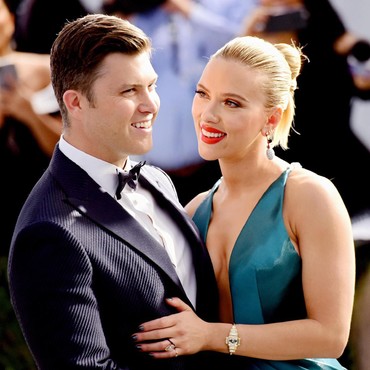 Selamat, Scarlett Johansson dan Colin Jost Resmi Menikah