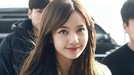 7 Potret Cantik Lisa BLACKPINK Tanpa Poni Andalan Lisa BLACKPINK mengejutkan penggemar dengan tampil tanpa poni andalan miliknya. Yuk, intip potret cantiknya!