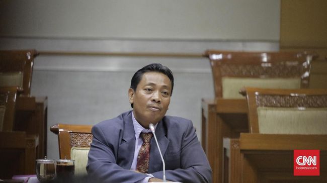 Calon Hakim Tipikor Ansori Setuju Koruptor Dihukum Mati Calon Hakim ad hoc Tindak Pidana Korupsi Ansori setuju dengan penerapan hukuman mati untuk koruptor.