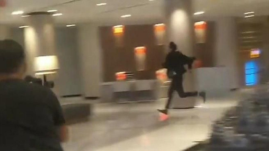 Terkait video Boy Hamzah mabuk dan mengamuk di depan umum, manajer ungkap kejadian sebenarnya.
