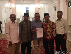Gerindra dan PKS Serahkan Surat Nama Cawagub DKI ke Anies