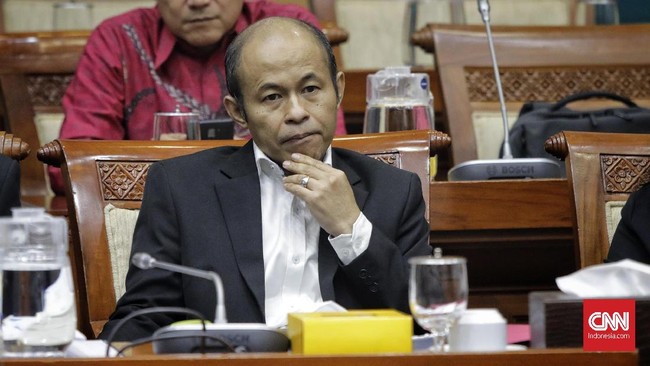Dewas TVRI menyebut Helmy Yahya tak pernah membuka detil kontrak siaran Liga Inggris padahal itu berpotensi gagal bayar.