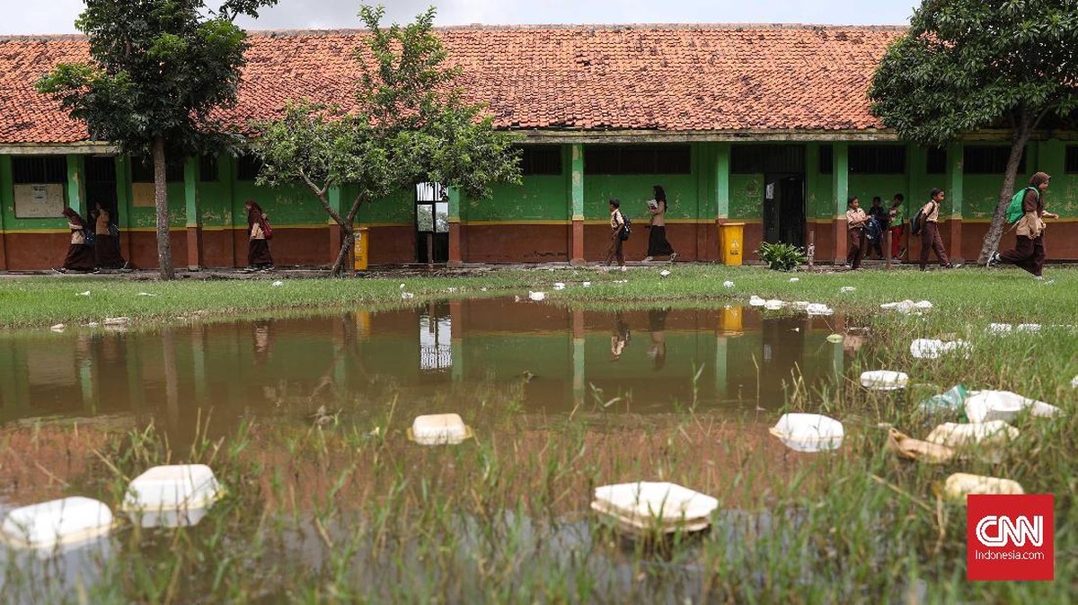 FOTO : Sekolah Rusak di Bekasi
