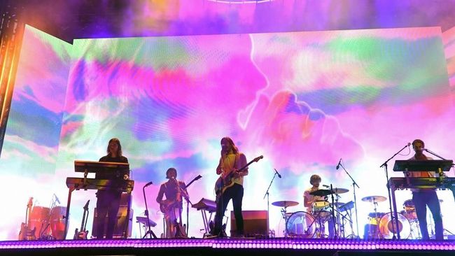 Band psikedelik asal Australia, Tame Impala, merilis video lirik bergaya video VHS untuk lagu single teranyar mereka, Is It True.