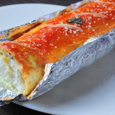 Menikmati Lasagna Gulung dan Makaroni Panggang yang Melegenda