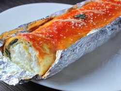 Menikmati Lasagna Gulung dan Makaroni Panggang yang Melegenda