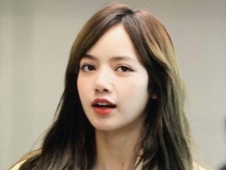 7 Potret Cantik Lisa BLACKPINK Tanpa Poni Andalan