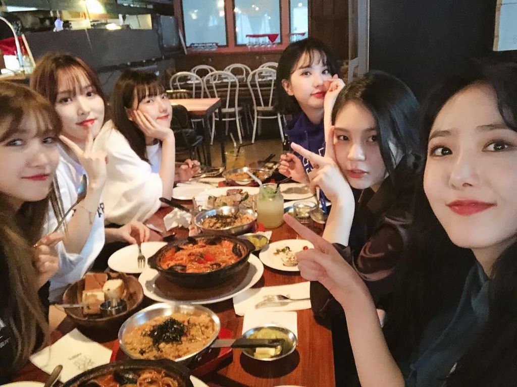 Kulineran Member G-Friend yang Akan Rilis Album Baru! Kulineran Member G-Friend yang Akan Rilis Album Baru!