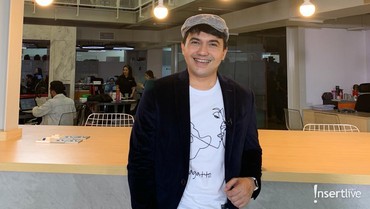 img-title Ayu Ting Ting Blokir Nomor Sahrul Gunawan Usai Bongkar Chat Cinta Ditolak