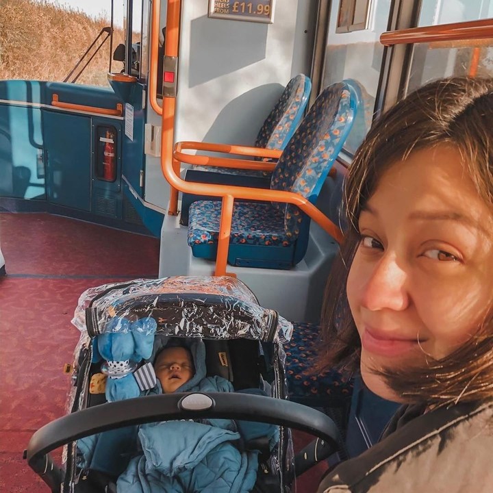 <span style="color: #222222; font-family: Arial, Helvetica, sans-serif; font-size: small;"> Kimberly Ryder melahirkan anak pertamanya pada 20 November 2019 di Inggris. (Foto: Instagram @kimbrlyryder)</span>