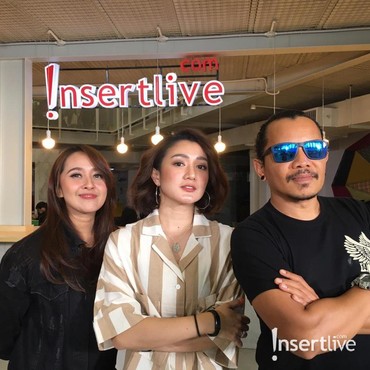 Cerita Seru Melly Mono Gantikan Tantri sebagai Vokalis KOTAK