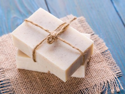 Cara Membuat Sabun Bayi dari Bahan Alami, Mudah dan Murah