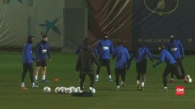 VIDEO: Tim Barca Latihan di Tengah Badai Gloria