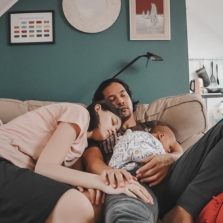 <span style="color: #222222; font-family: Arial, Helvetica, sans-serif; font-size: small;"> Semoga selalu bahagia ya, Kimberly dan keluarga. (Foto: Instagram @kimbrlyryder)</span>