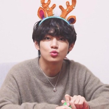 Eh Ketahuan... Benarkah V BTS Punya Akun Instagram Rahasia?