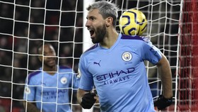 Liga Inggris: Duel Man City vs West Ham Ditunda Akibat Badai