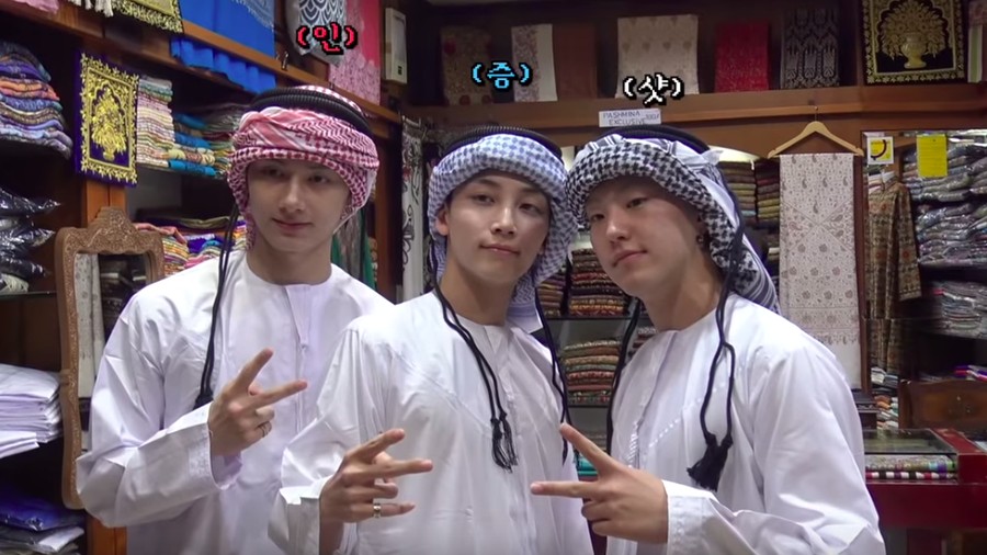 Tampil bak pangeran Arab, tiga member SEVENTEEN ini buat salah fokus netizen hingga berkomentar nyeleneh.