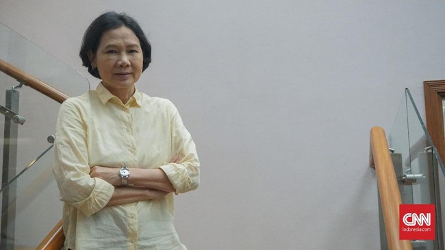 Ivana Lie mengharumkan Indonesia lewat badminton saat belum mendapatkan SBKRI. Semua masalah selesai usai 'mengadu' ke Presiden Kedua RI Soeharto.