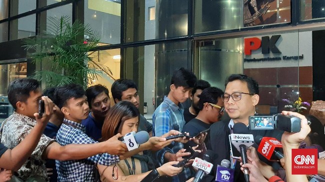 Jubir KPK Ali Fikri berharap Gubernur DKI Anies Baswedan kooperatif menghadiri agenda klarifikasi dan memberikan keterangan yang sebenar-benarnya.