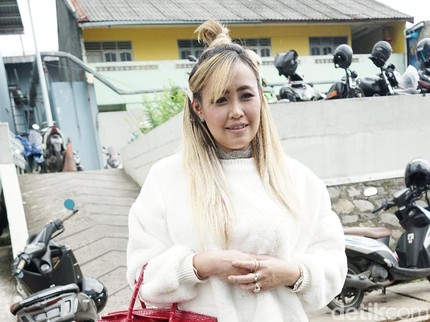 Pinkan Mambo Buka Suara Soal Pengakuan Putrinya Dilecehkan Ayah Tiri, Siap Bela Anak